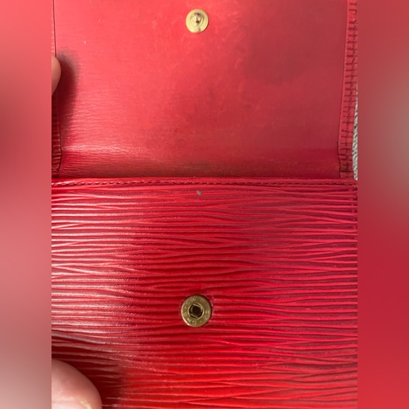 Louis Vuitton Red Epi Compact Wallet - Trifold - Vintage - Picture 4 of 13